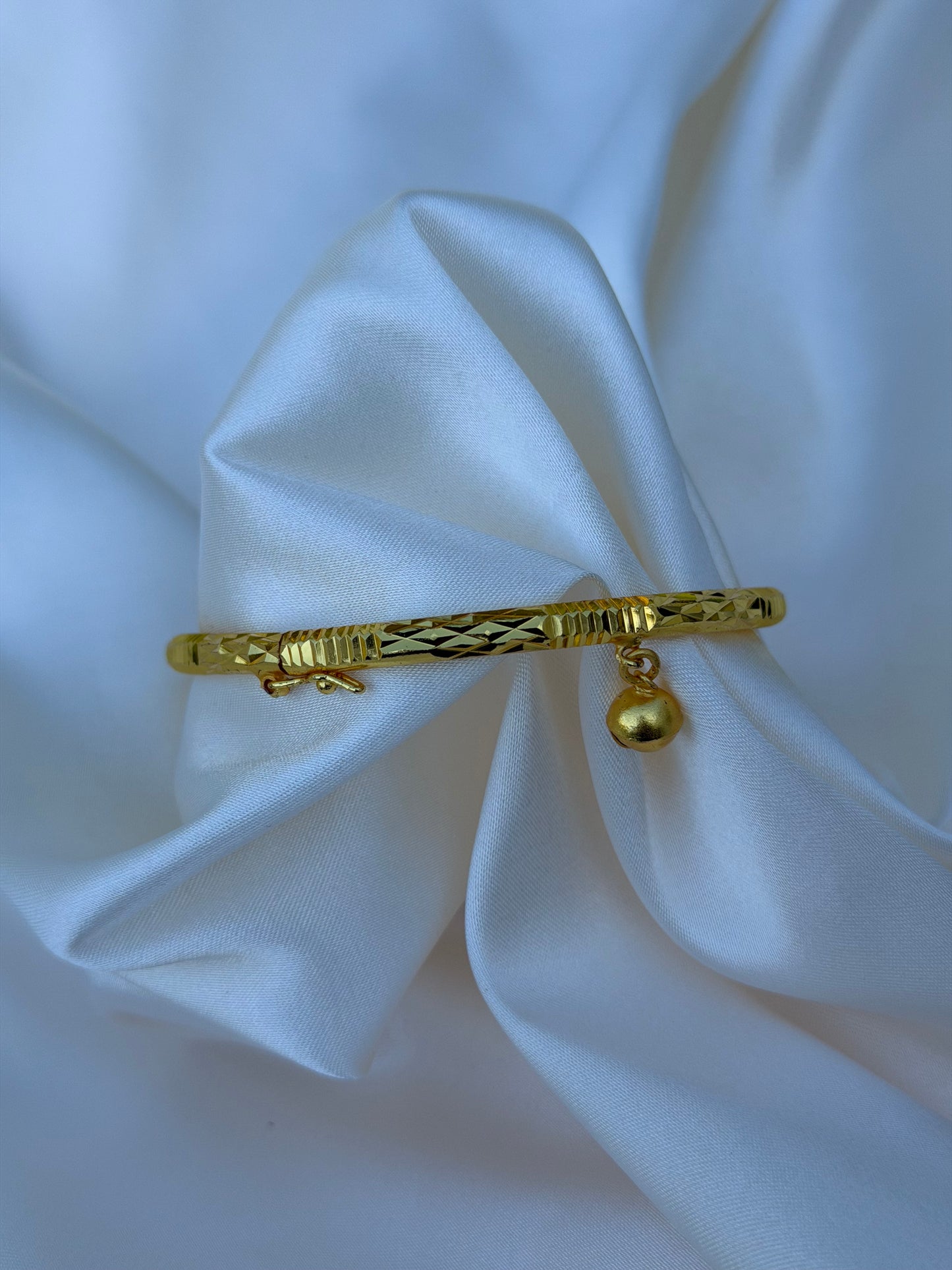 Louna Bell Bangle